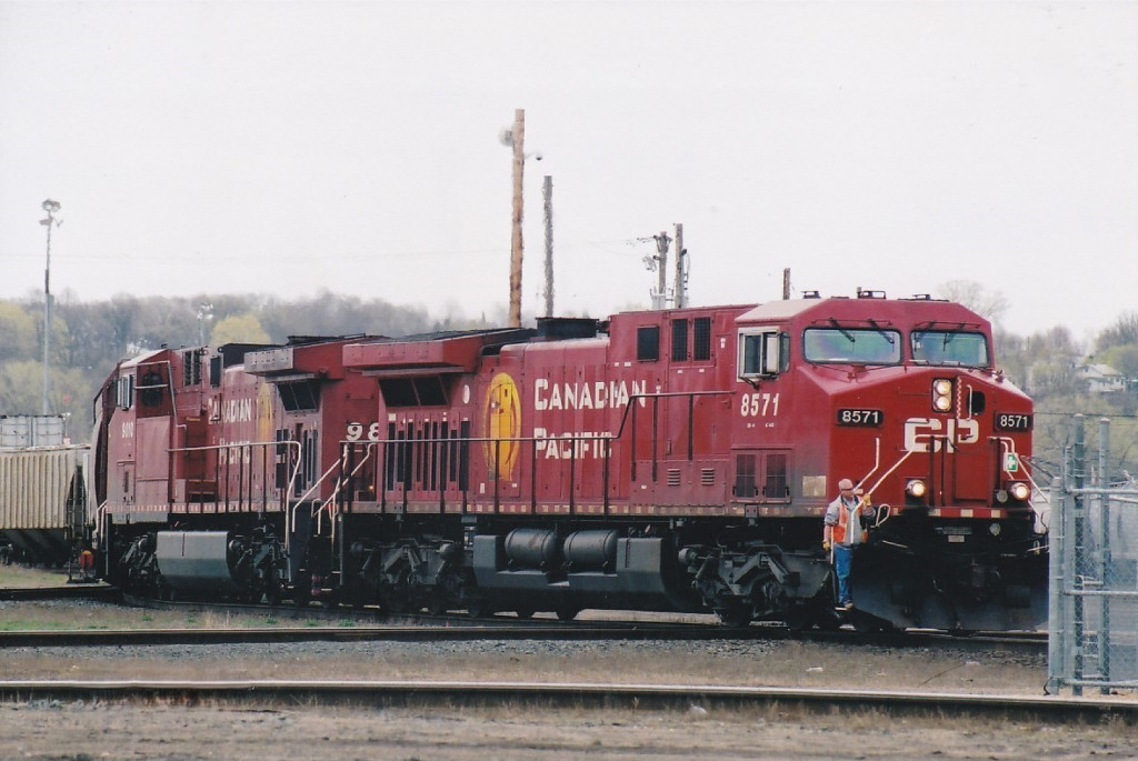 CP 8571 East